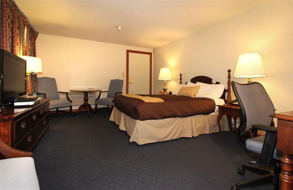 Riverhouse By Weekender Formerly Jack Daniels Inn Peterborough Екстериор снимка